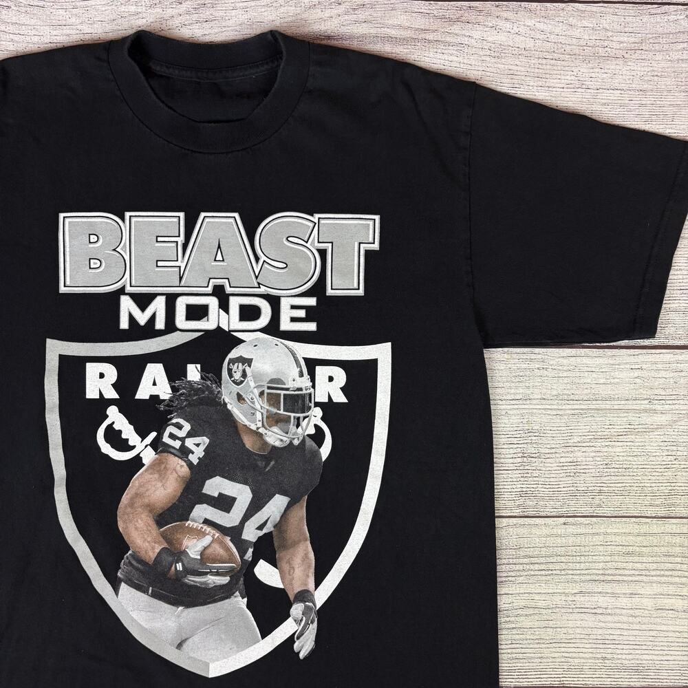 2017 Marshawn Lynch Oakland Raiders NFL Football "Beast Mode" T-shirt